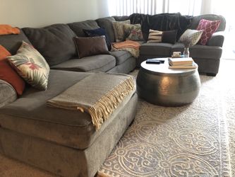 Grey 3PC Sectional / Couch