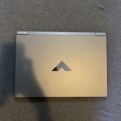 HP Victus 15.6"  144hz I5 RTX3050 512GB 