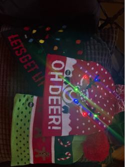 3 Christmas Light-Up Beanies LED Hats