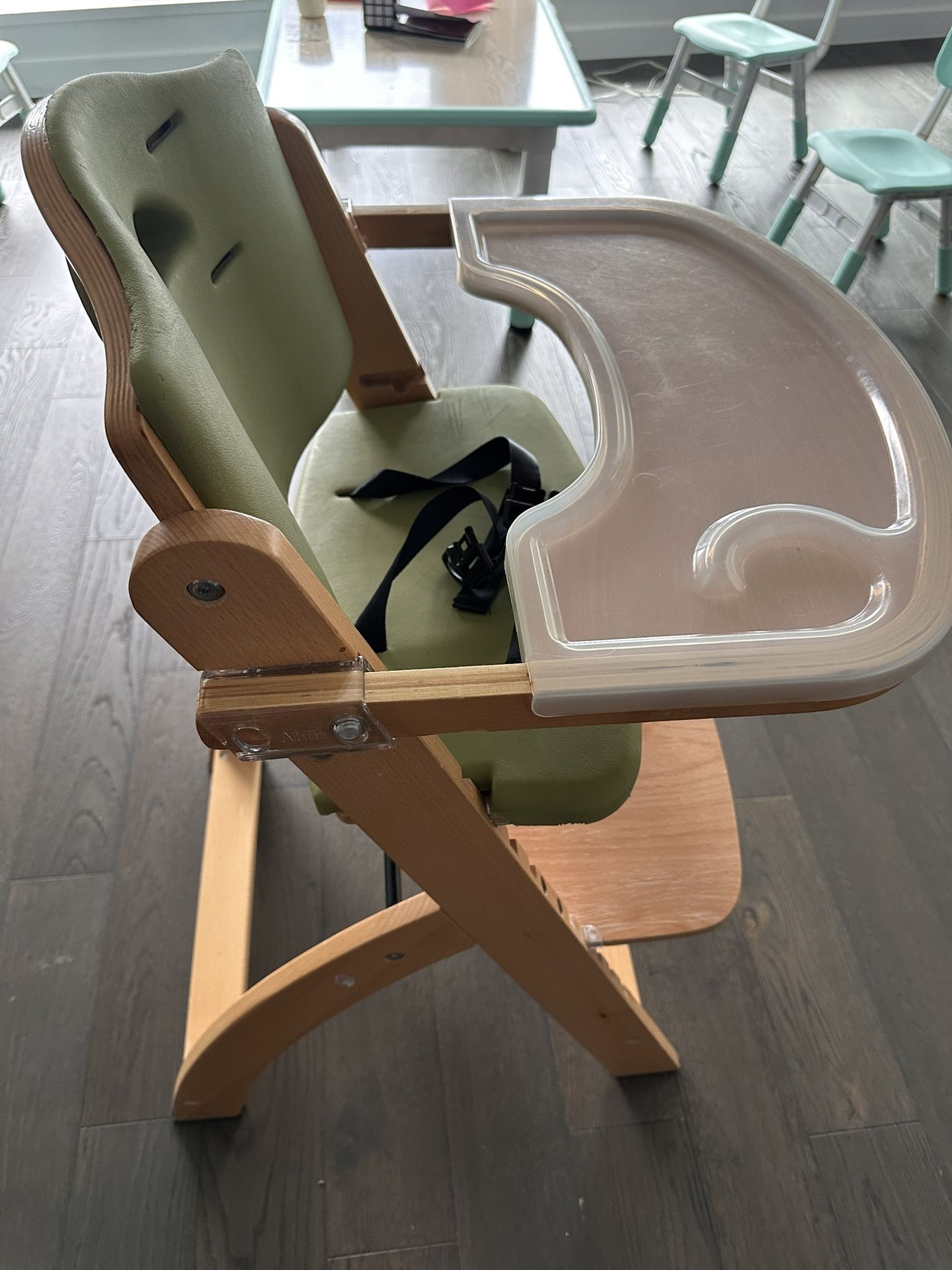Junior Y High Chair