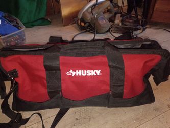 Husky 24" 16pocket Tool Bag
