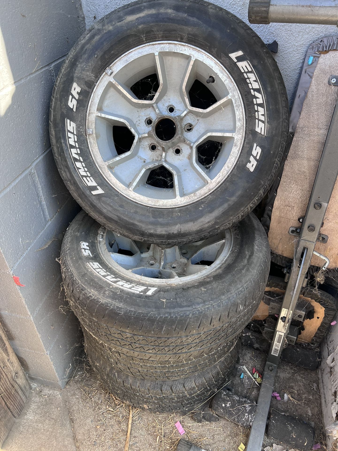 Monte Carlo Parts