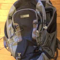 REI Backpack 40L - Like New!