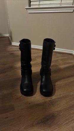 Steve Madden boots SIZE 9