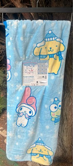 Hello Kitty Christmas blanket