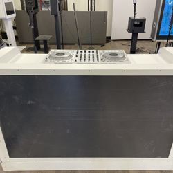 DJ Booth Prism Foldable Facade 55” Or 65”