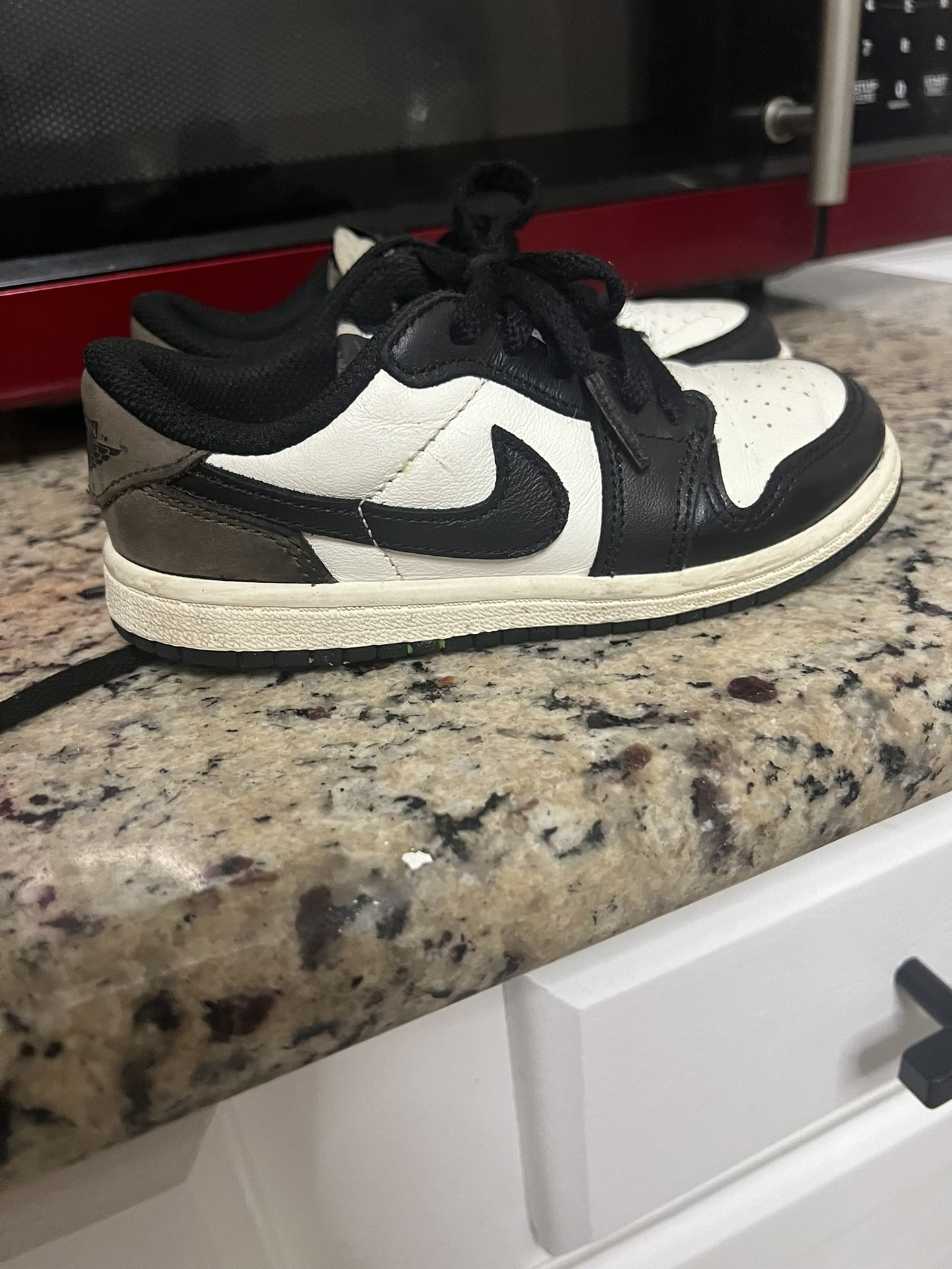 Jordan 1 Retro Low OG