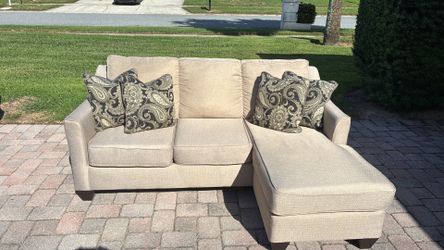 Sofá Sectional… Delivery Extra