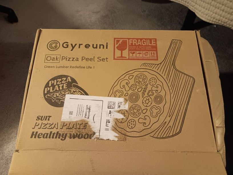 Gyreuni Stone Pizza Set- Brand New