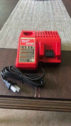 Milwaukee battery charger