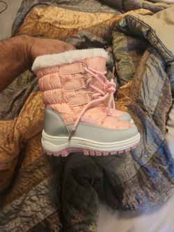 Snow Boots