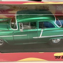 Hot Wheels Classics 1:18 ‘55 CHEVY