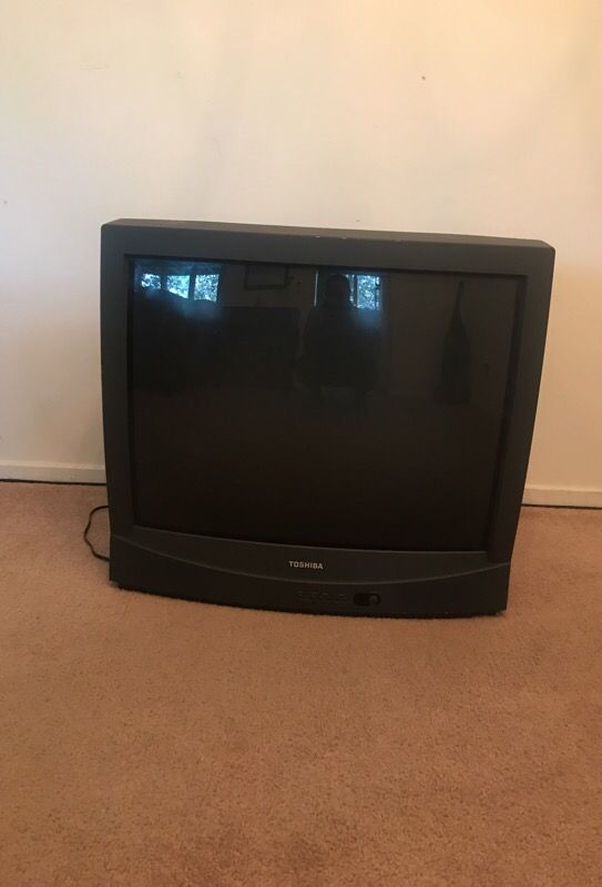 Free TV must pick up. Heavy so you will need help to get it out. Serious inquires only please.