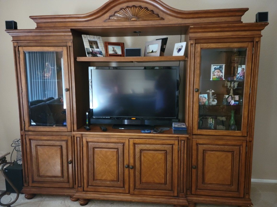 Entertainment 4 Piece Wqll Unit