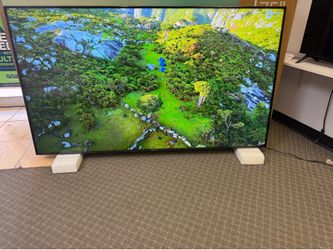 75 LG TV smart 4K small scratch inside of screen great picture as is no Warranty $55 down on Financing