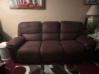 Electric Dual Recliner Couch/Sofa