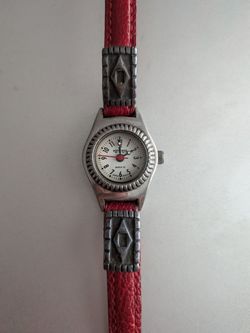 Peyote-bird design watch