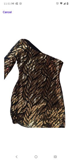 Windsor's  dress medium
