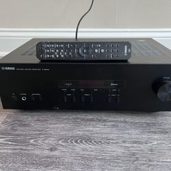 YAMAHA NATURAl SOUND Bluetooth RECEIVER R-S202 Excellent 