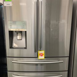 SAMSUNG RF24FSEDBSR REFRIGERATOR