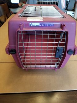 Petmate 2 hotsell door deluxe