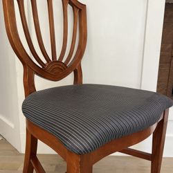 Bombay chair