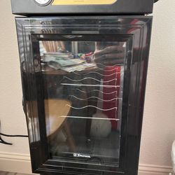 Wine Cooler 3 Temperature Settings 