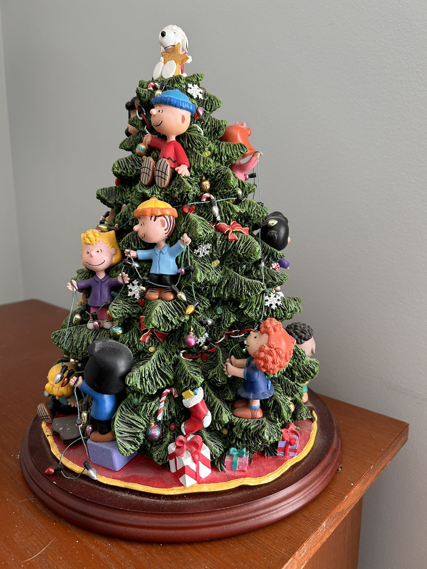 Danbury Mint Peanuts Lighted Christmas Tree for Sale in North