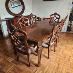 Dining room table and 6 chairs w Buffet