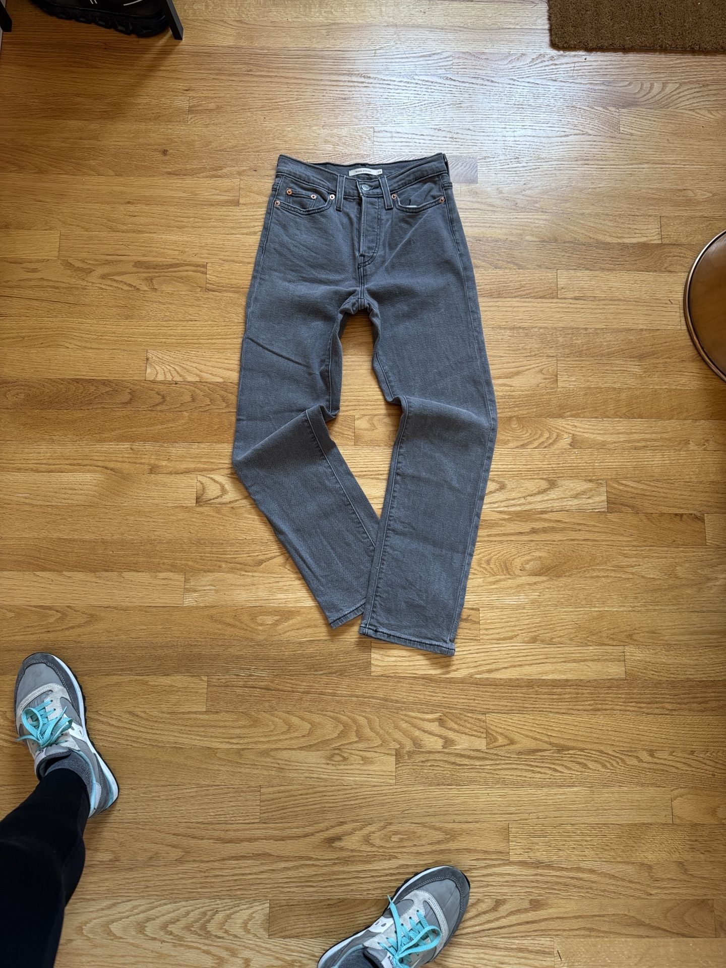 Levi’s Wedgie Straight Ankle Jeans