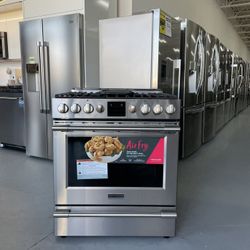 Frigidaire Professional 30 Stainless Steel Range With Air Fry - PCFGAF NS TF