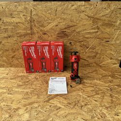 Milwaukee M18 Cut Out Tool Model 2627-20 (Tool Only)