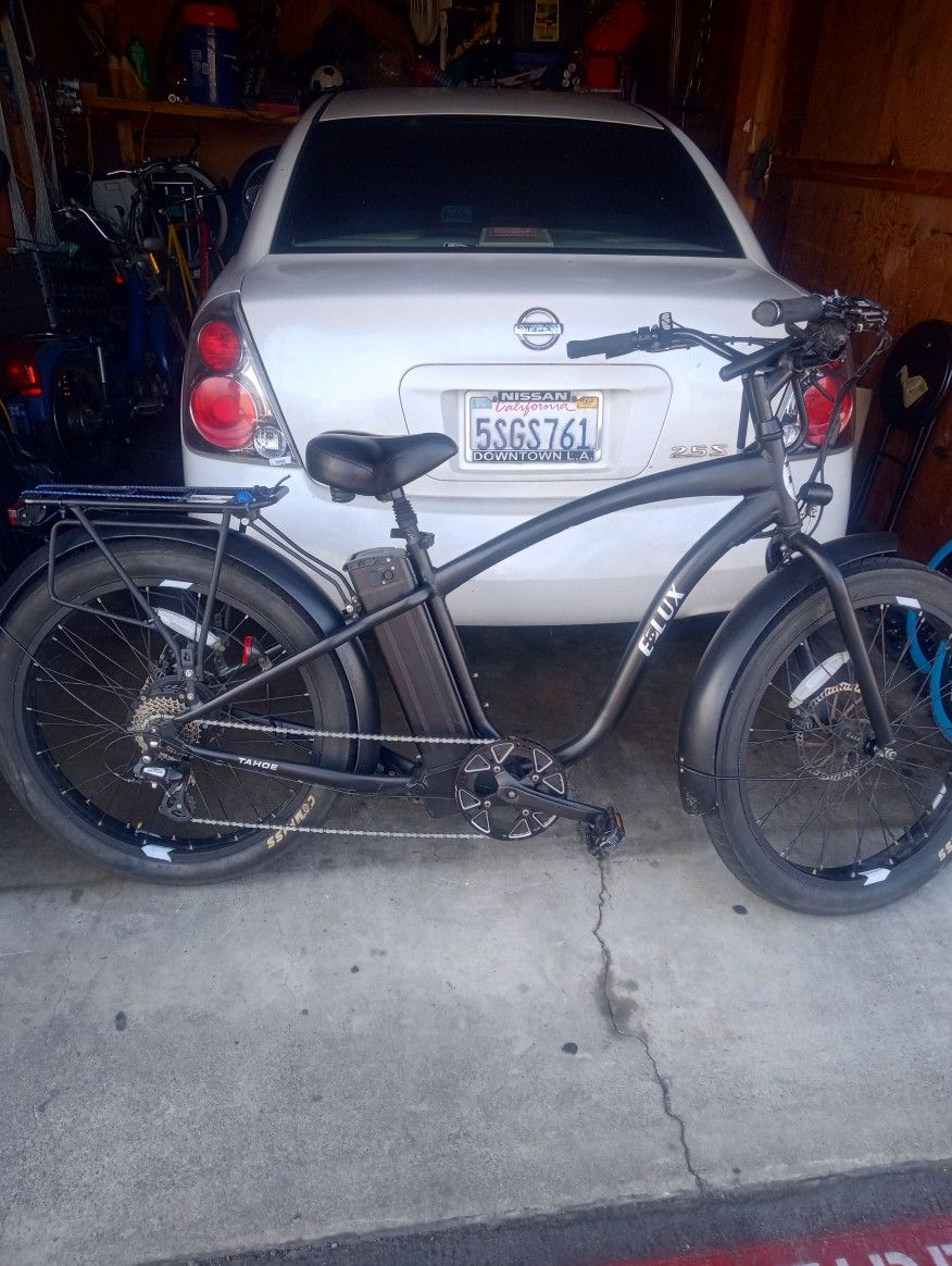 E bike Working With Key And Chatger