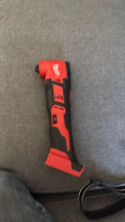 Multitool Milwaukee 18 volts