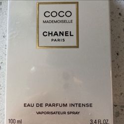 Chanel Coco MADEMOISELLE Eau de Parfum Intense Spray 3.4fl Of for Sale in  Portland, OR - OfferUp