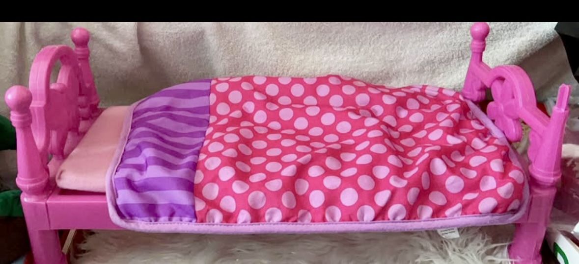 2014 my life 18” doll bed