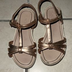 Girls Sandals size 10 $3