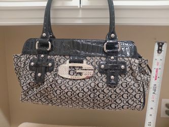 New guess purse