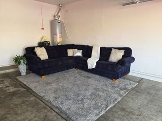 Free Delivery - Corduroy Sectional