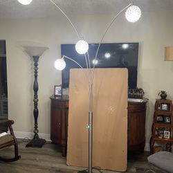 Floor Lamp With 4 Arm 82”H Silver Color (Missing One Arm I Think, But Not Noticeable) $60 Firm On Price