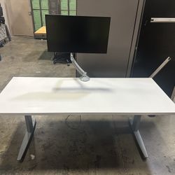 70x29 Electric Height Adjustable Table! We Also Have Ergonomic Chairs And Monitor Arms!