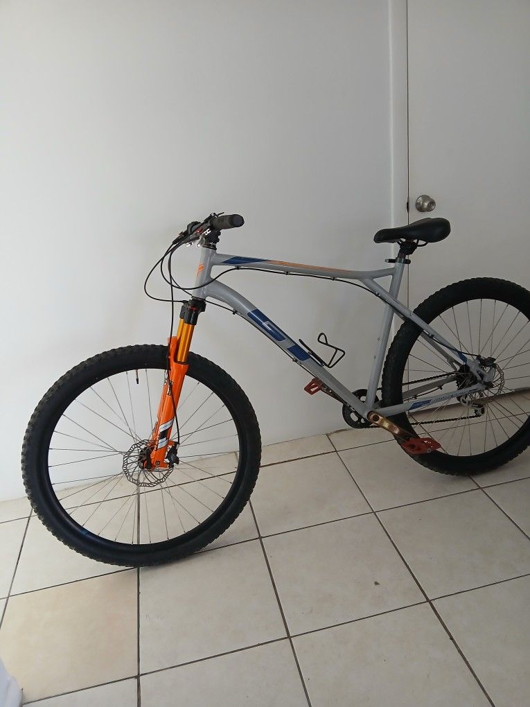 Gt Agresor Pro Xl Frame Tire 29