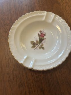 2 Royal Japan Moss Rose Ashtrays 