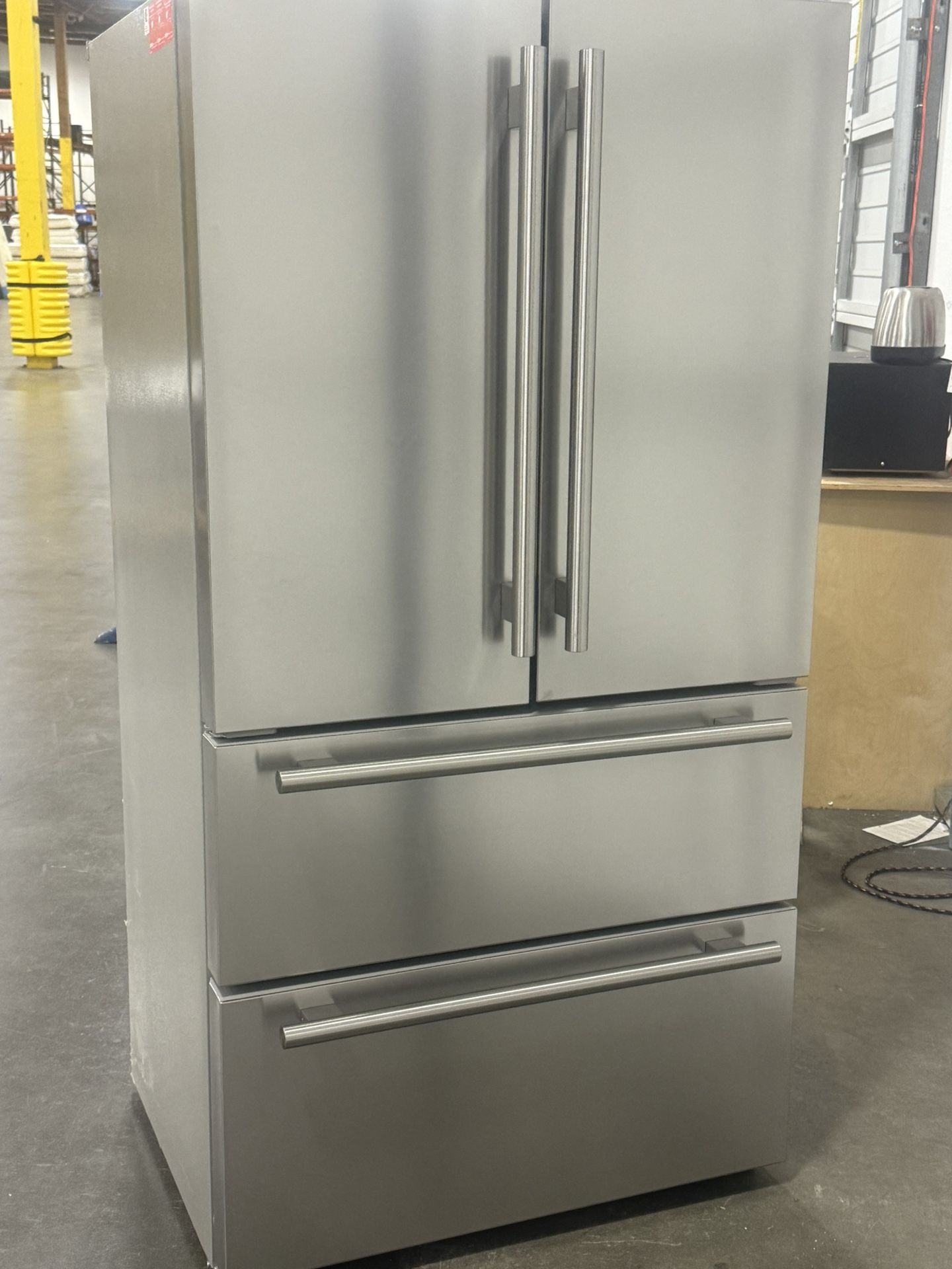 Bottom Freezer Refrigerator 
