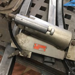 THOR Air Powered Clip Punch 