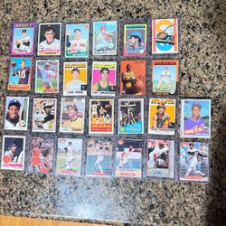 Selling A Mix of Vintage Sports Cards