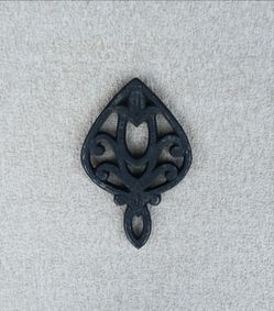 Vintage Spade-Shaped Cast Iron Trivet