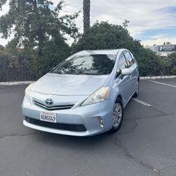 2012 Toyota Prius V