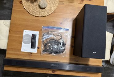 LG SKM5Y 2.1 Channel Soundbar And Wireless Subwoofer