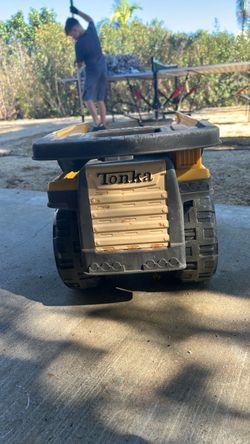 Tonka Toy Dump Truck